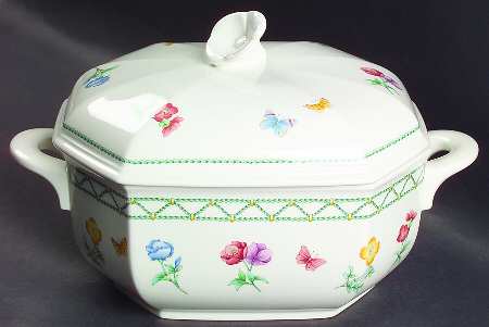Casaverde Octagonal Covered Vegetable