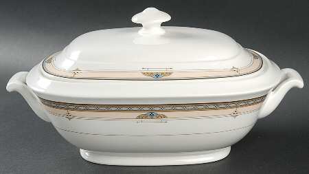 Cavalier Oval Covered Vegetable