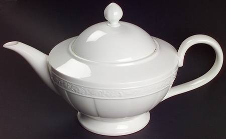 Cameo White (Weiss) Teapot & Lid by Villeroy & Boch