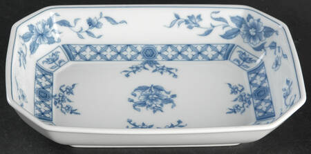 China Blue Pickle Dish