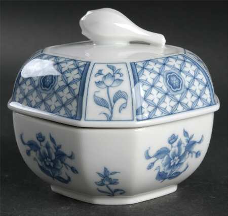 China Blue Sugar Bowl & Lid