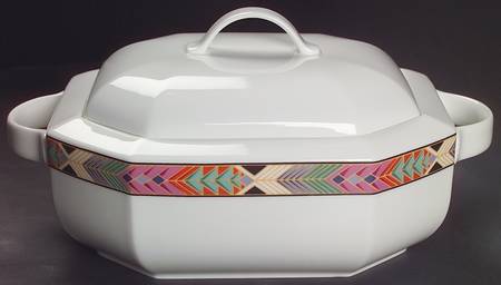 Cheyenne Octagonal Covered Vegetable
