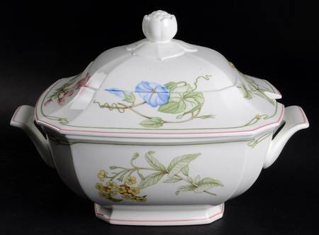 Clarissa Tureen &  Lid