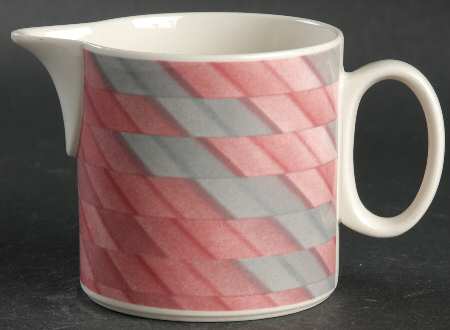 Collage Creamer