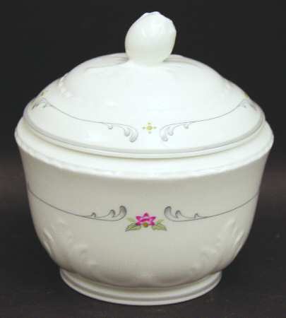 Collier Sugar Bowl & Lid