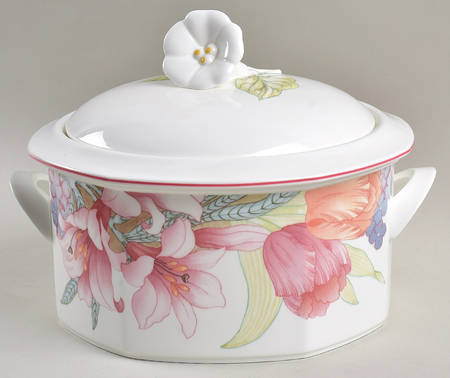 Corolla Tureen &  Lid