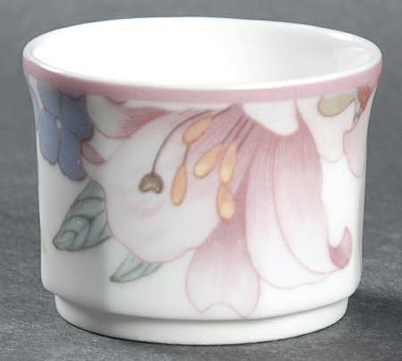 Corolla Single Egg Cup