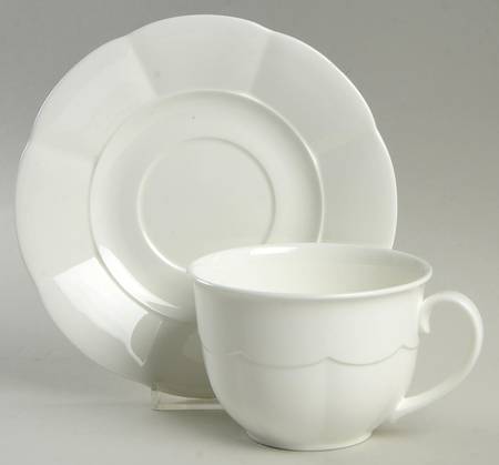 Damasco White Breakfast Cup & Saucer Set