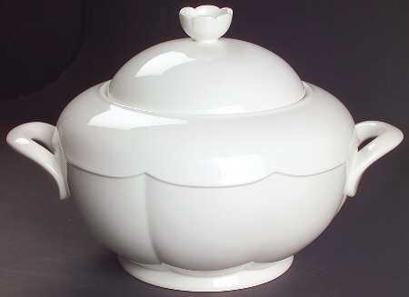 Damasco White Tureen &  Lid