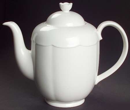 Damasco White Coffee Pot & Lid