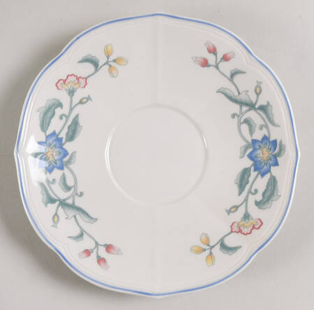 Delia Saucer for Oversized Cup