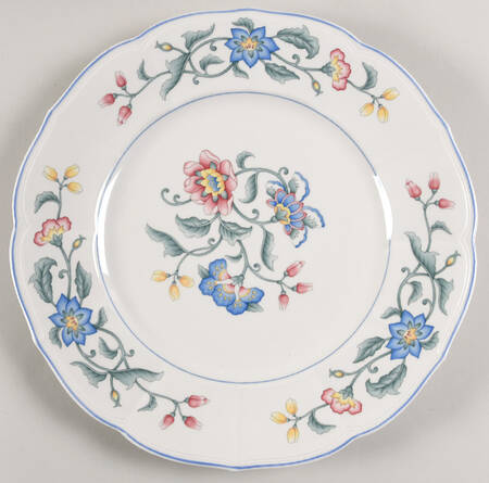 Delia 12" Chop Plate (Round Platter)