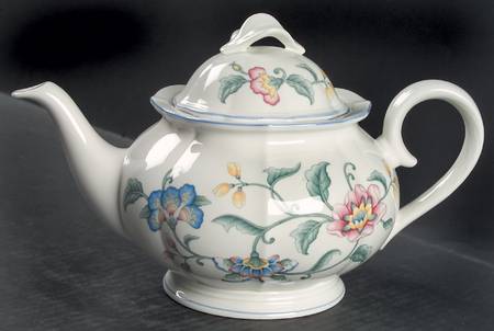 Delia Teapot & Lid