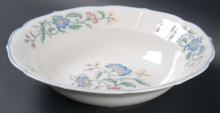 Delia 10" Round Vegetable Bowl