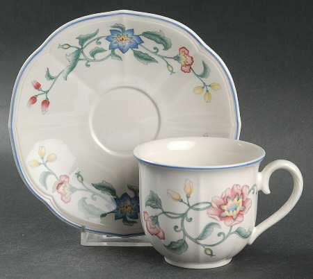 Delia Flat Cup & Saucer Set