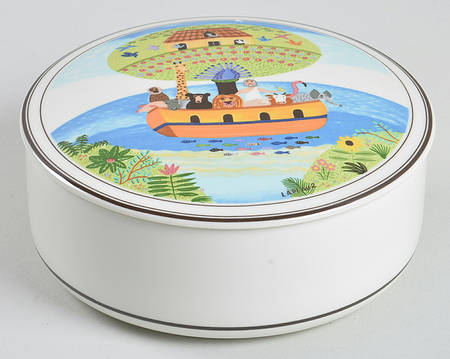 Design Naif 6" Candy Box with Lid by Villeroy & Boch