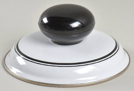 Design Naif Lid for .75 Quart Metal Saucepan