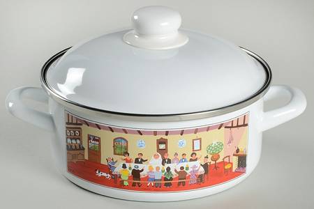 Design Naif 2.5 Quart Metal Round Covered Casserole