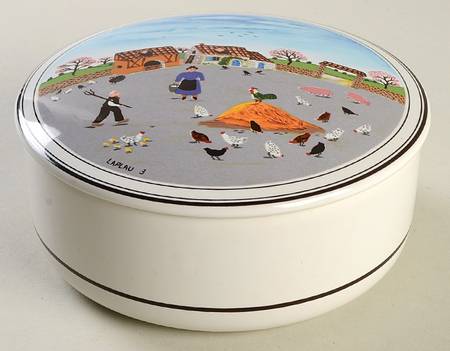 Design Naif 5" Candy Box with Lid by Villeroy & Boch