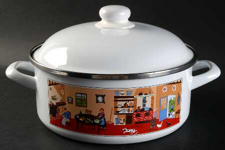 Design Naif 3.5 Quart Metal Covered Casserole
