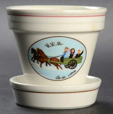 Design Naif 2" Flower Pot & Underplate