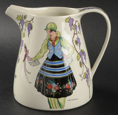 Design 1900 20 Oz Pitcher
