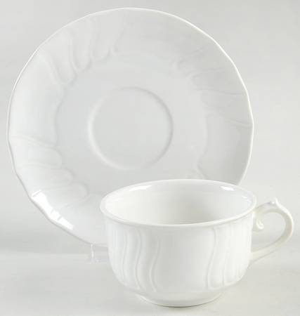 Diamant (White) Flat Cup & Saucer Set