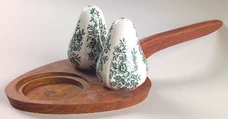 Fasan Green 3-Piece Condiment Set with Wood Stand