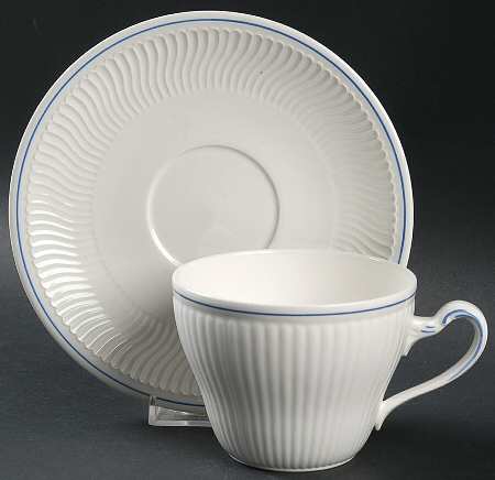Filet Bleu Breakfast Cup & Saucer Set