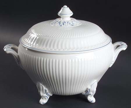 Filet Bleu Tureen &  Lid