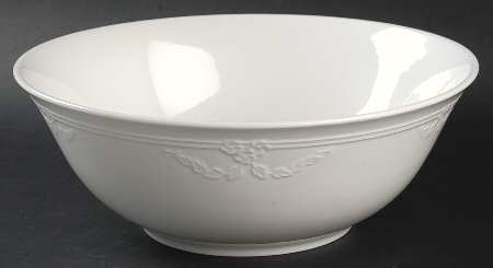 Fiori Weiss 9" Round Vegetable Bowl
