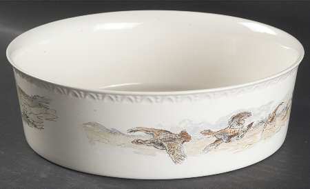 Fontainebleau (Raised Dots, No Trim) 8" Round Baker