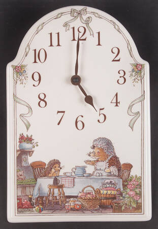 Foxwood Tales Hanging Wall Clock