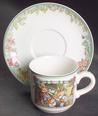 Foxwood Tales Flat Cup & Saucer Set
