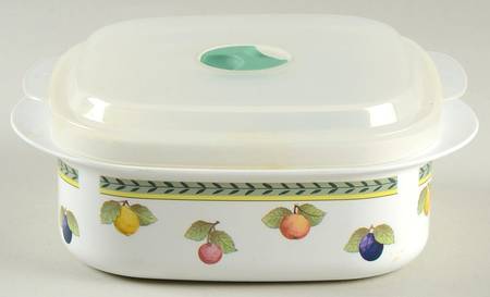 French Garden Fleurence 16 Oz Square Plastic Microwave Bowl w/Vent Lid