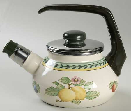 French Garden Fleurence Metal Whistler Kettle & Lid