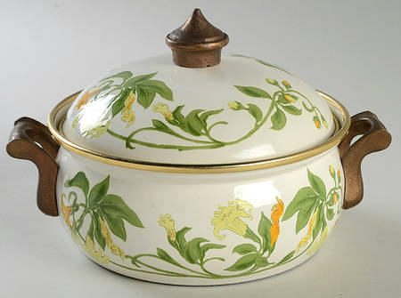 Geranium (Non Ribbed Rim) 1.5 Quart Metal Stew Pot