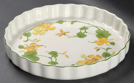 Geranium (Non Ribbed Rim) 9" Quiche