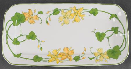 Geranium (Ribbed Rim) Large Sandwich Tray