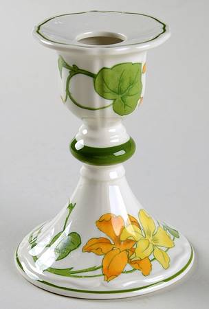 Geranium (Ribbed Rim) Small Candlestick