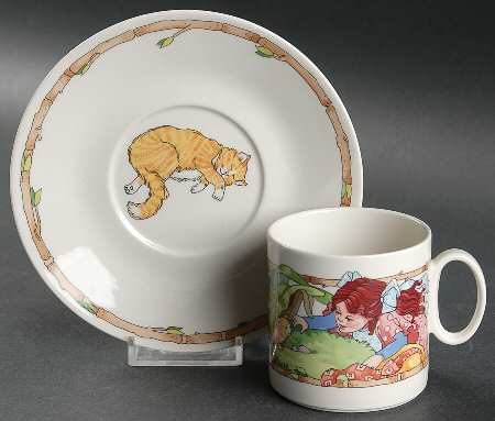 Little Cat Flat Cup & Saucer Set