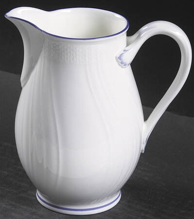 Louisenburg Blau 24 Oz Pitcher