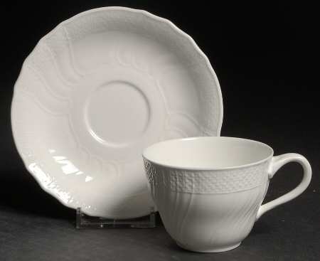 Louisenburg White Flat Cup & Saucer Set