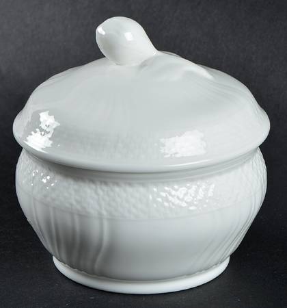 Louisenburg White Sugar Bowl & Lid
