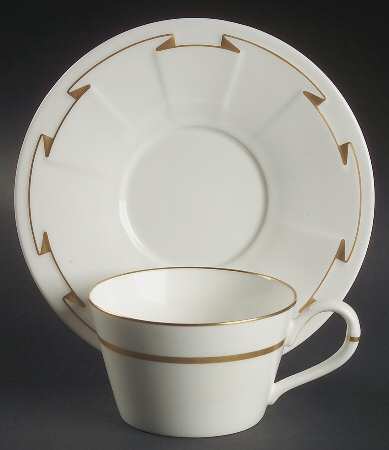 Madison Avenue Flat Cup & Saucer Set