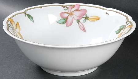 Magnolia 8" Round Vegetable Bowl