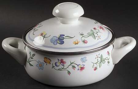 Mariposa (Bone China) 1.25 Quart Metal Covered Casserole