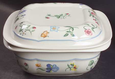 Mariposa (Bone China) 1.5 Quart Square Microwave Baker with Lid by Villeroy & Boch