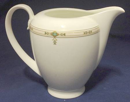 Montserrat 22 Oz Pitcher