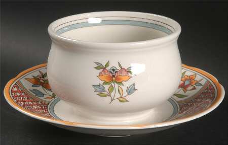 Normandie Gravy Boat with Attached Underplate